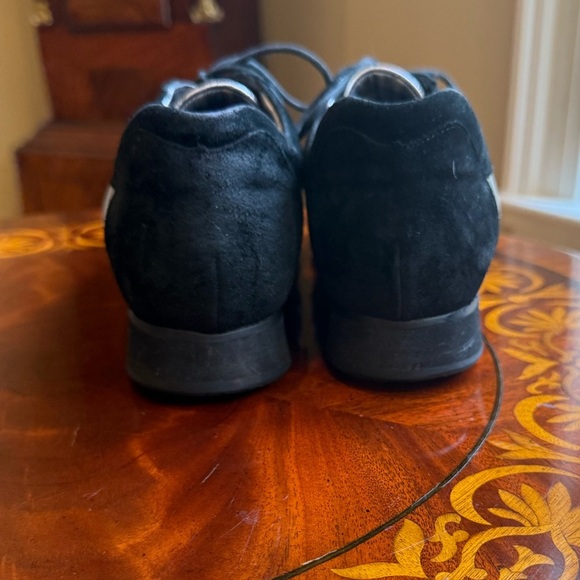 Aquatalia Waterproof Black/Silver Suede Leather Sneaker Size 9 MSRP $225 - Picture 10 of 12